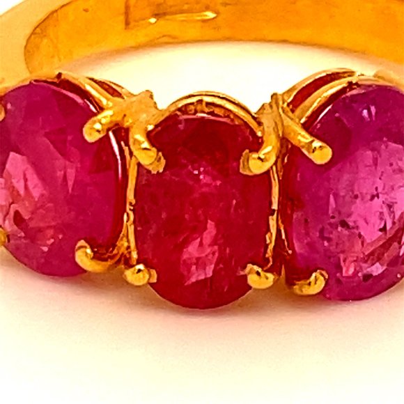 Tajik Ruby 3.85ct Solid 22K Yellow Gold Ring - Picture 9 of 9